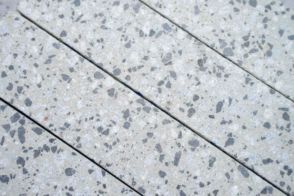 Тротуарная плитка Готика Granite FINERRO, Грис-Парга, Квадрат, 150х150х80 мм