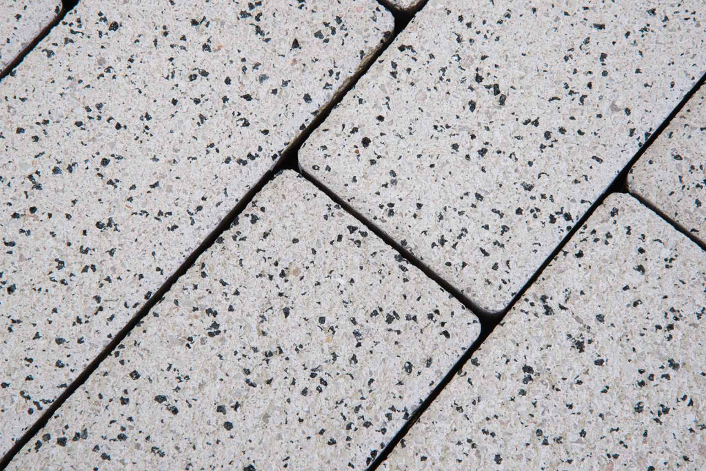 Тротуарная плитка Готика Granite FERRO, Покостовский, Плита, 600х200х100 мм