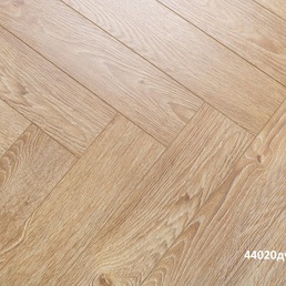 44020 Дуб Авиньон