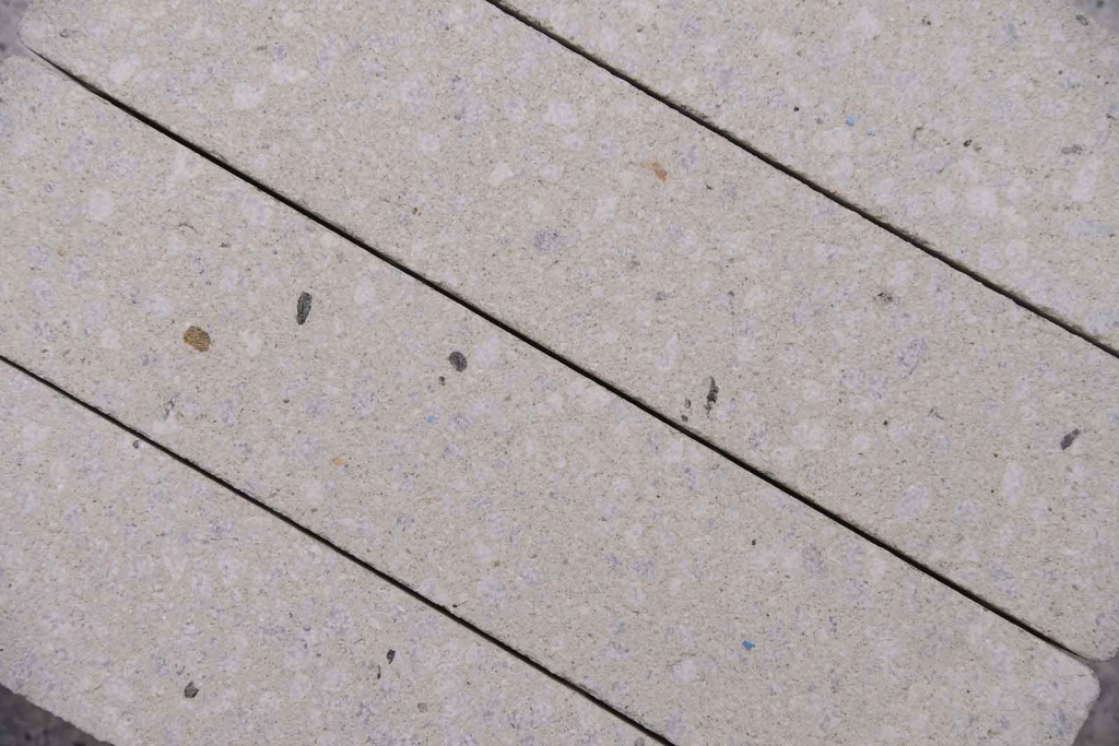 Тротуарная плитка Готика Granite FINERRO, Мансуровский, Картано, 300х150х100 мм