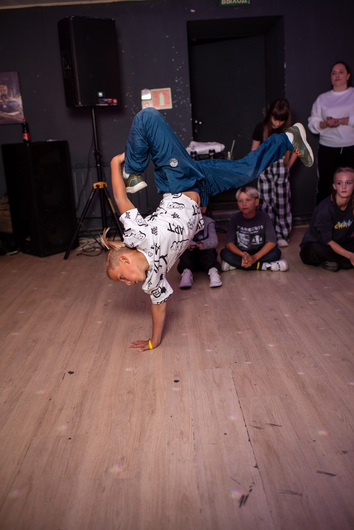 HIP-HOP STREET PARTY
